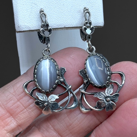 🌺Vintage Czech Sterling & Blue Glass Earrings - Picture 11 of 12